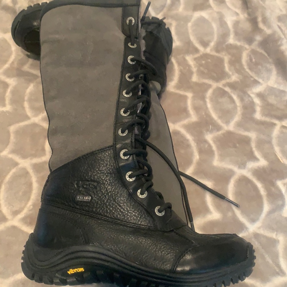 Ugg snow boots